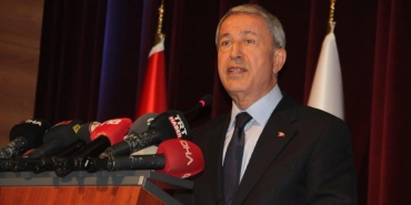 hulusi-akar-sehitlerimiz-yan-yana-yatiyor-turk-kurt-zaza-ayrimi-asla-soz-konusu-degil-7qnzHyUF.jpg