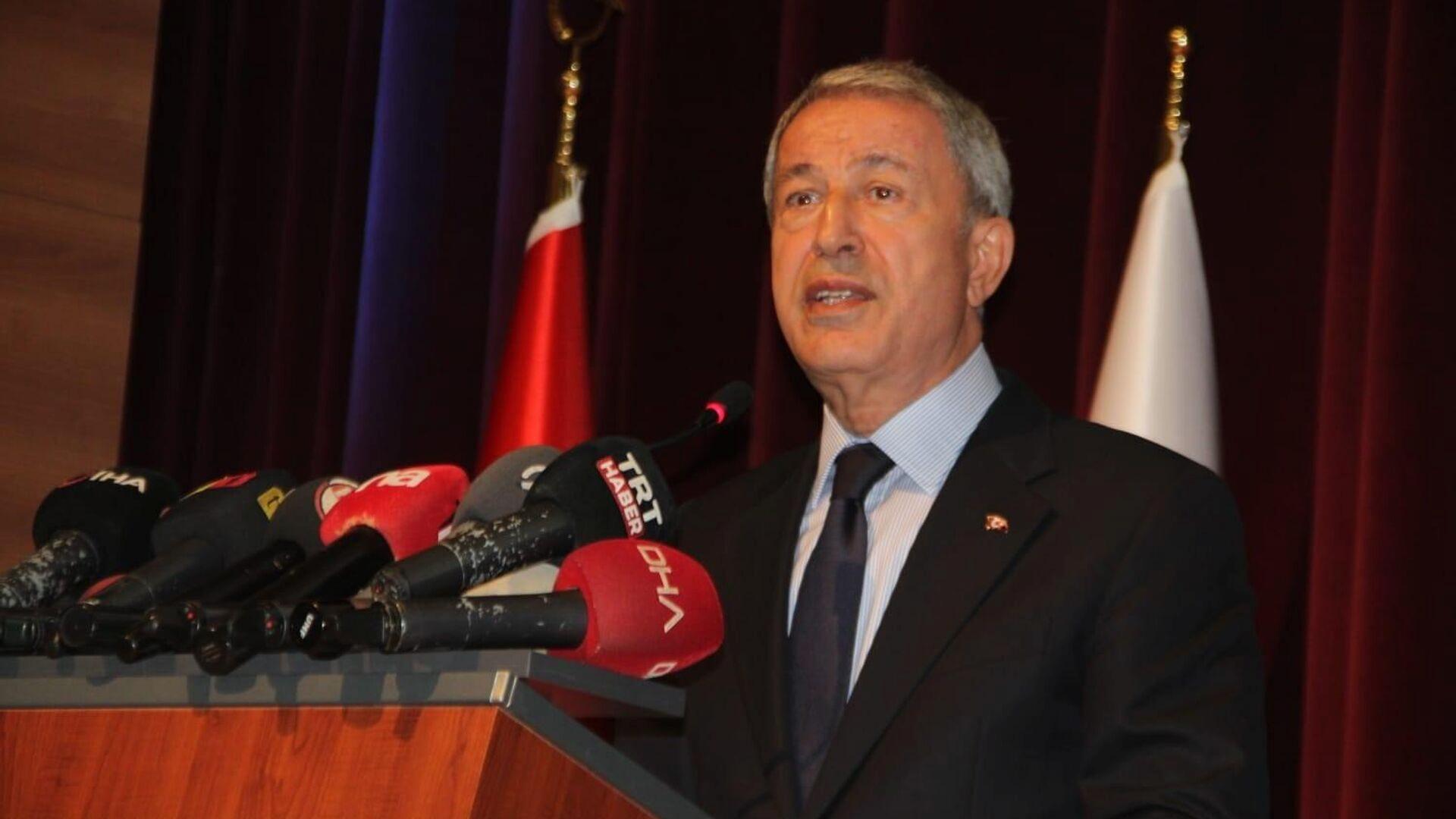 hulusi-akar-sehitlerimiz-yan-yana-yatiyor-turk-kurt-zaza-ayrimi-asla-soz-konusu-degil-7qnzHyUF.jpg