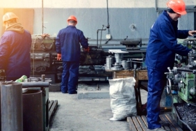 isciler-yuzde-100-zam-talep-ediyor-hak-arayisindaki-sesler-jA2lM3Wf.jpg