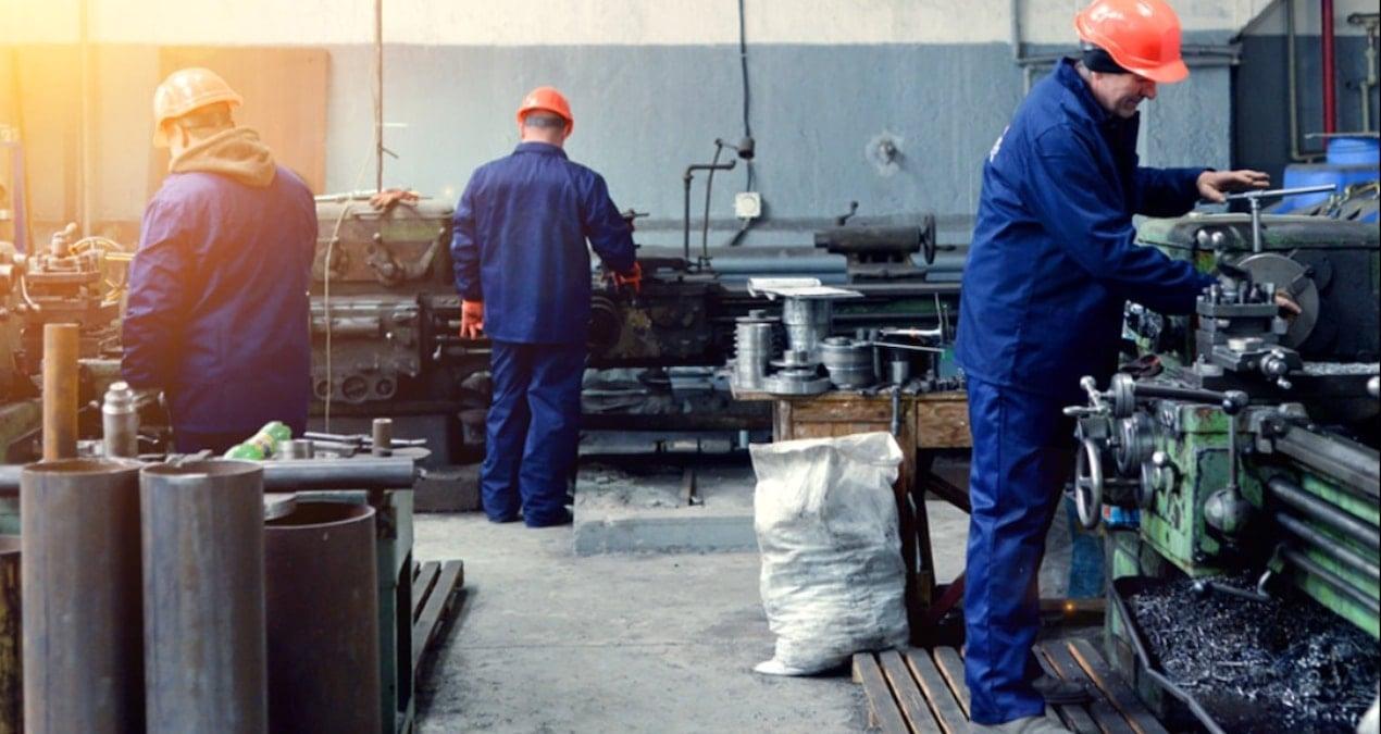 isciler-yuzde-100-zam-talep-ediyor-hak-arayisindaki-sesler-jA2lM3Wf.jpg