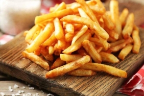 kilo-almadan-patates-kizartmasi-keyfi-yaninda-ne-yiyebilirsiniz-ApNNjrHx.jpg