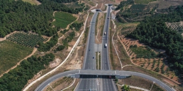 koi-otoyollarinda-800-bin-arac-ucret-odemeden-gecerek-dev-gelir-kaybi-yasatti-c87llkPM.jpg