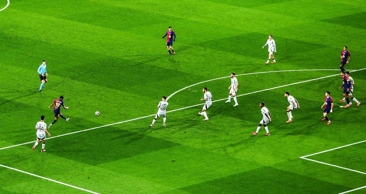 messinin-lamine-yamaldan-attigi-harika-gol-dunya-sampiyonu-olacak-3waLjPxO.jpg