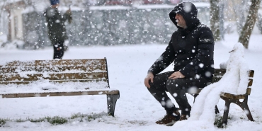 meteorolojiden-son-dakika-uyari-kabus-gibi-bir-hava-geliyor-istanbul-dahil-bircok-sehir-kar-saganak-ve-firtinali-r1498StT.jpg