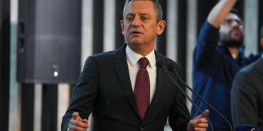 mhpnin-chp-ile-temas-kurmayacagiz-aciklamasina-ozgur-ozelden-yanit-M6x6tS6X.jpg