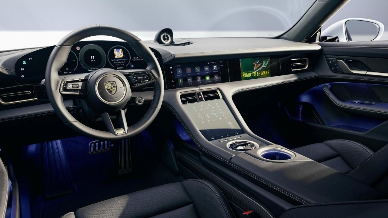 porscheden-yeni-bir-donem-apple-carplay-2ye-veda-cUEZmlyp.jpg