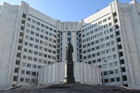 rus-dis-istihbarat-servisi-avrupa-burokrasisi-trumpi-destekleyen-liderlere-savas-acti-CZp9zuLg.jpg