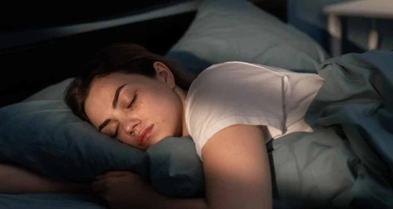 sadece-bir-geceyi-degistirerek-sagliginizi-koruyun-bu-hatanin-riskleri-MXwD11Ya.jpg