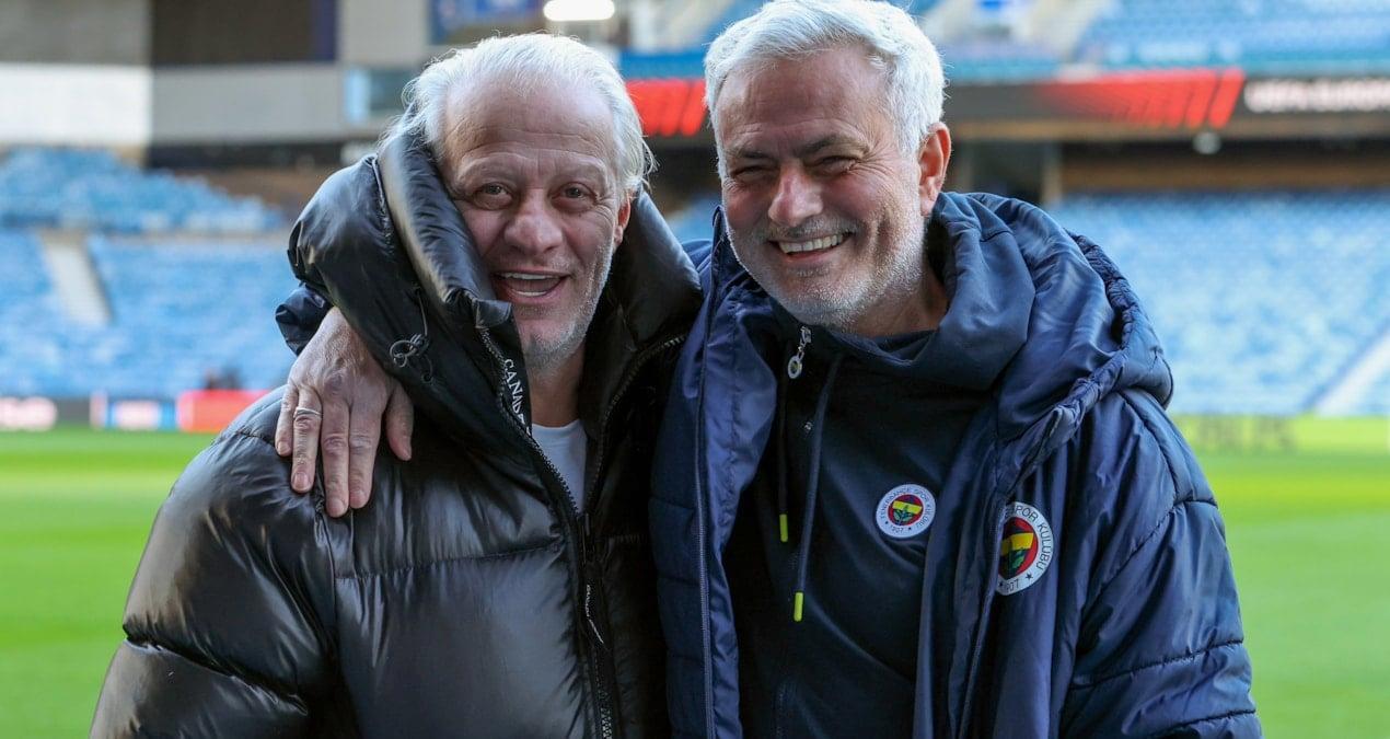 tugay-kerimoglunun-mourinho-fotografina-gelen-tepkiler-fIWKgEmt.jpg
