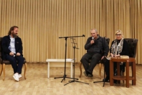urgupte-8-marti-anlamlandiran-buyuleyici-bir-etkinlik-ceyhun-atuf-kansu-belgeseli-ve-derinlemesine-soylesiler-sanatseverlerle-bulustu-PcvhxXqz.jpg