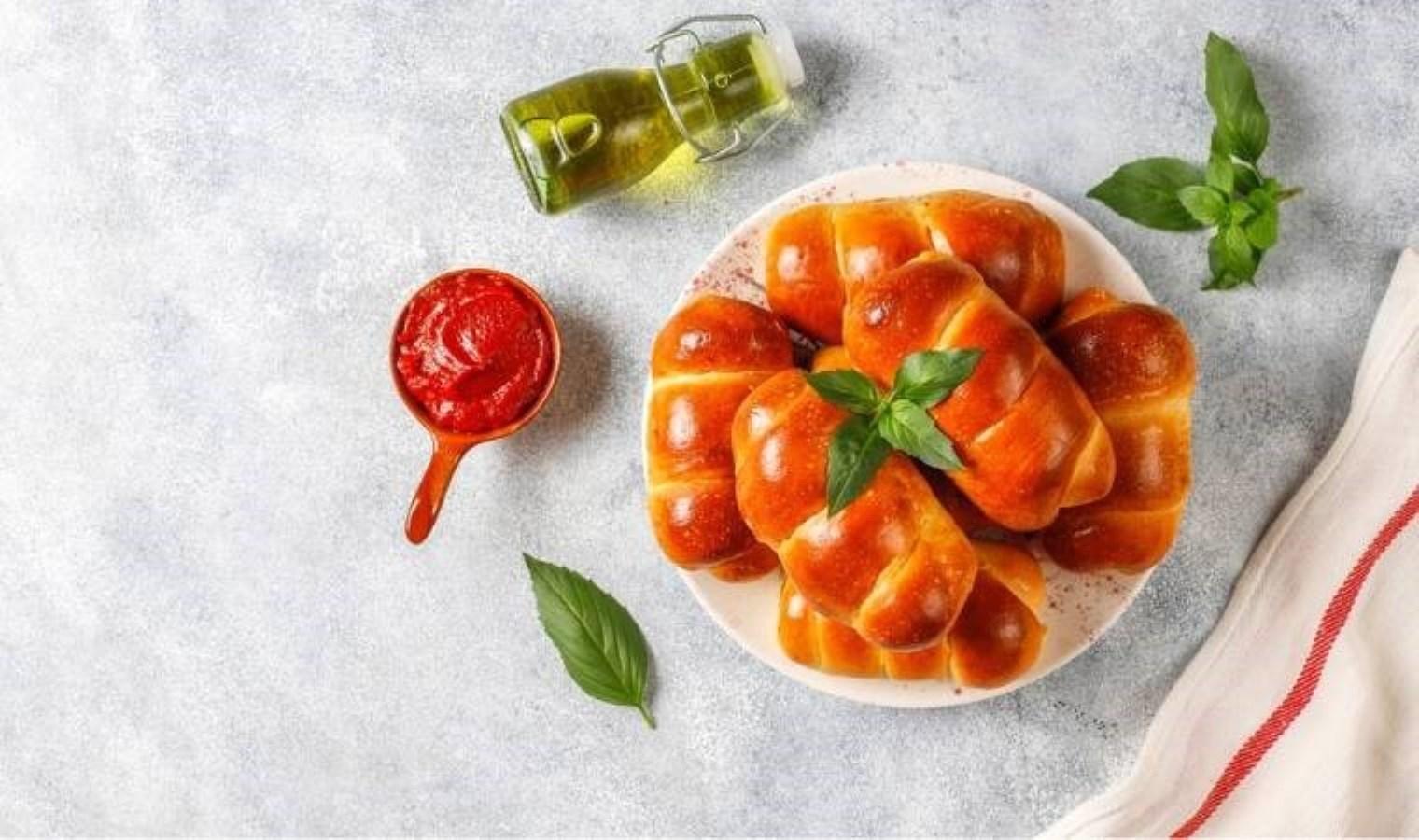 zamanin-testine-dayanikli-essiz-mayali-pogaca-tarifi-PwsfvIvf.jpg