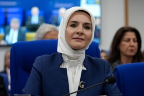 aile-ve-sosyal-hizmetler-bakani-goktastan-nufus-uyarisi-askere-gonderecek-genc-bulamayabiliriz-3BBwJk5x.jpg