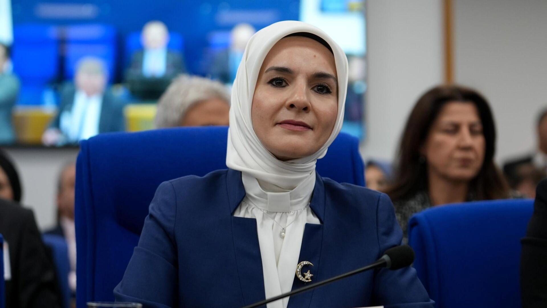 aile-ve-sosyal-hizmetler-bakani-goktastan-nufus-uyarisi-askere-gonderecek-genc-bulamayabiliriz-3BBwJk5x.jpg