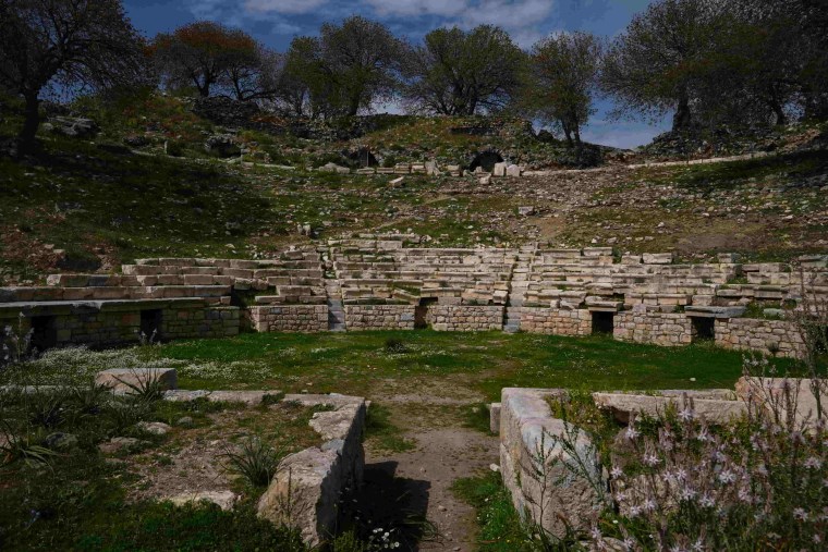 Antik Dönemin Sanatçılar Şehri Teosta: Tarihi Mirasın Yeniden Canlanışı