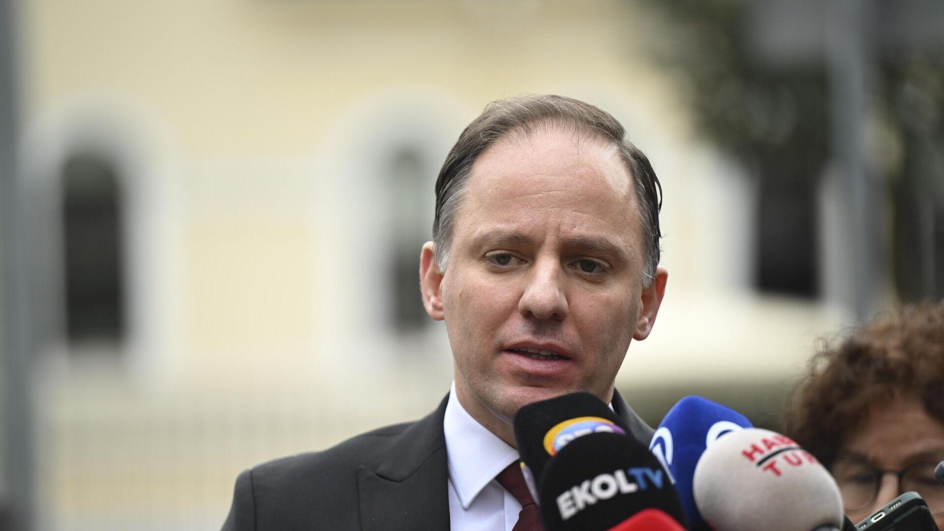 chp-parti-meclisi-secimlerinde-en-fazla-oyu-deniz-yavuzyilmaz-aldi-deniz-yavuzyilmaz-kimdir-E9h5DgcG.jpg