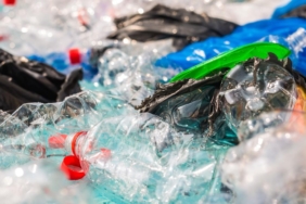 doganin-karanlik-sirlari-plastik-ne-kadar-surede-dogada-kayboluyor-sasirtici-gercekler-CJaaelhf.jpg