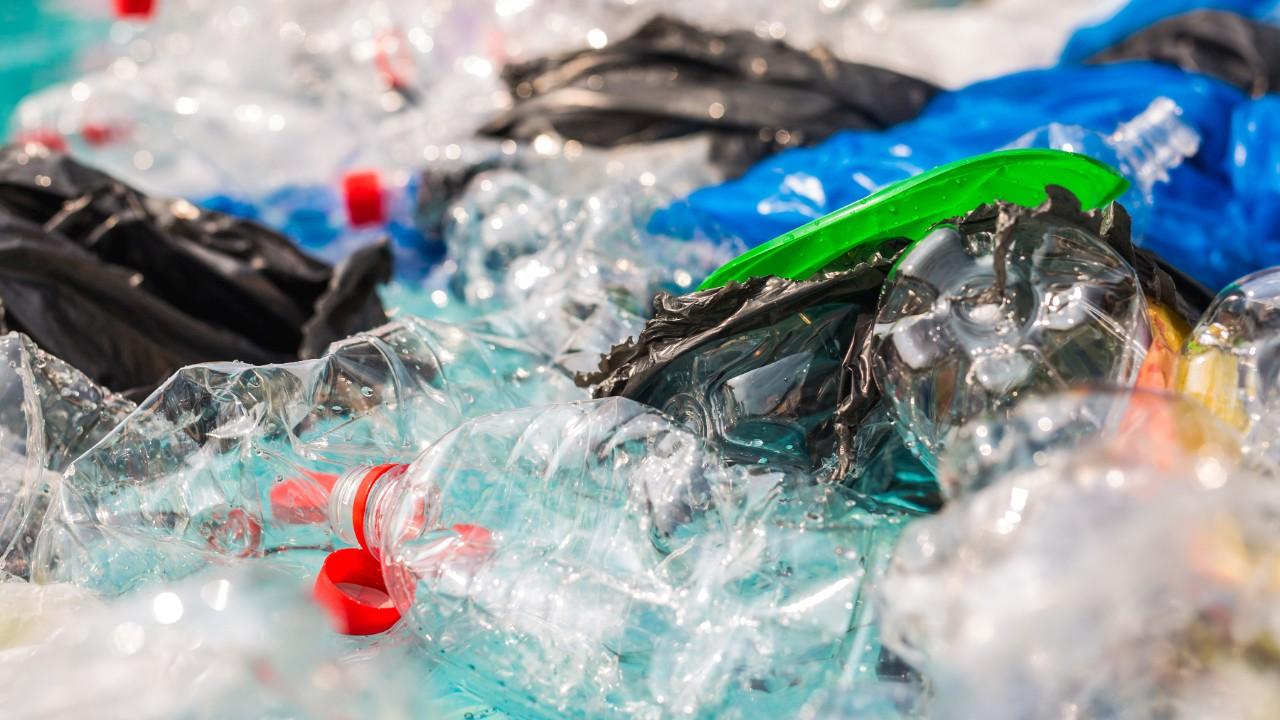doganin-karanlik-sirlari-plastik-ne-kadar-surede-dogada-kayboluyor-sasirtici-gercekler-CJaaelhf.jpg