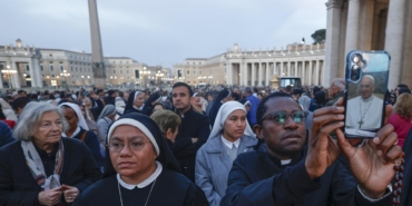 dunya-liderleri-bir-bir-acikliyor-papa-francisin-cenazesine-kimler-katilacak-cFewIU6I.jpg