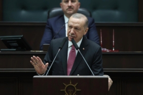 erdogandan-jammer-tepkisi-kendi-odamda-hangi-aletler-var-bunun-hesabini-herhalde-ozgur-ozele-verecek-degilim-sRbdhb6B.jpg