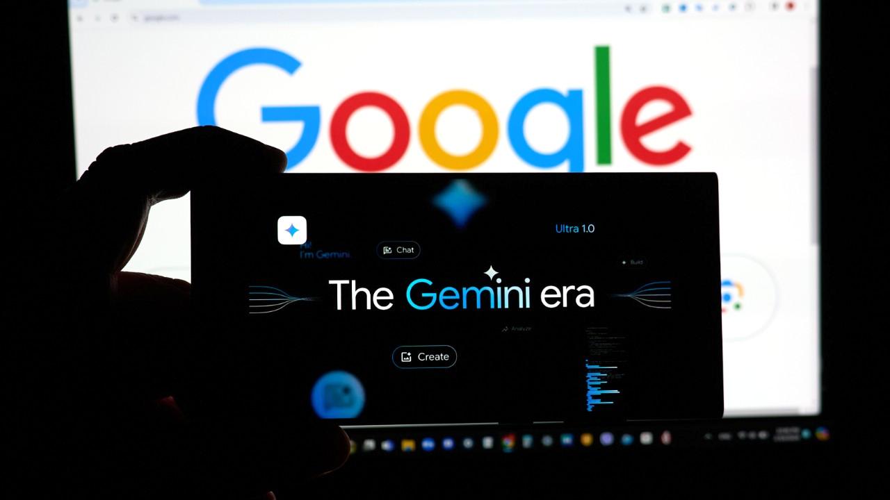 google-samsunga-cilgin-paralar-oduyor-gemininin-telefonlara-yuklenmesi-icin-neler-donuyor-vWKACtRJ.jpg