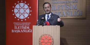 iletisim-baskani-altundan-chp-lideri-ozelin-aciklamalarina-tepki-siyasi-ahlaksizlik-had-bilmezlik-CVP2yASN.jpg