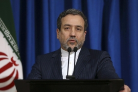 iran-disisleri-bakani-arakci-rusya-ziyareti-moskova-tahran-iliskilerinin-ciddiyetini-gosteriyor-1vvP1eBk.jpg