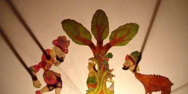 kucuk-eller-buyuk-golgelere-donusen-hik-yeler-23-nisanda-pera-muzesinde-sanat-ve-dusunce-bulusmasi-AafXlNu7.jpg