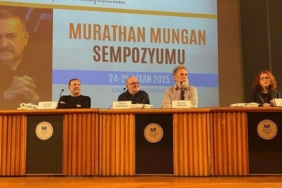 murathan-mungan-sempozyumunun-baslangiciyla-edebiyat-ve-ilim-dunyasinda-yeni-ufuklar-aciliyor-s6Vijrd4.jpg