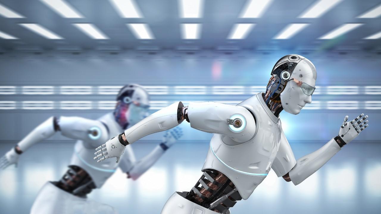 robotlar-ve-insanlar-birlikte-yaristi-yari-maraton-kosusunda-unutulmaz-ve-gulduren-anlar-Z4JSlcIh.jpg