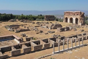 tarihin-izinde-tralleis-antik-kentinin-yeniden-kesfi-ve-ziyarete-acilisi-aJaq3wOp.jpg