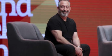 trt-aybuke-pusatla-yollarini-ayirdi-cem-yilmazdan-tepki-geldi-kDFiETmZ.jpg