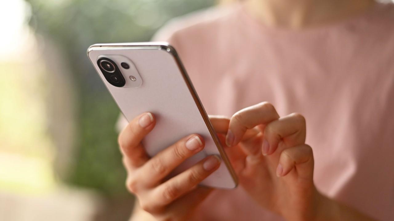 xiaomi-16-ile-akilli-telefon-pil-teknolojisinde-cigir-acan-degisim-pXlB8EiG.jpg