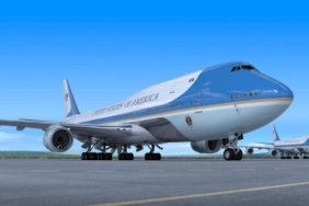 abd-baskani-trump-air-force-one-icin-siradisi-bir-ikinci-el-ucak-hamlesiyle-gundemde-XFfCsHDG.jpg