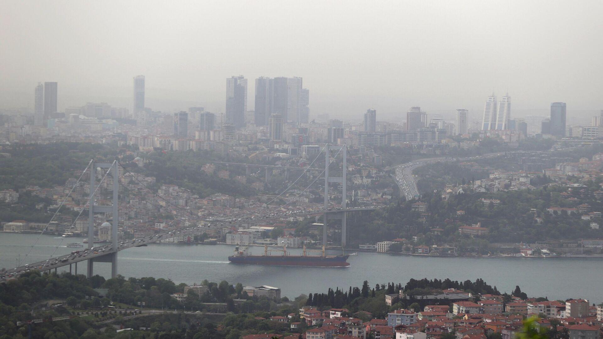 akom-istanbullulari-gun-vererek-uyardi-iki-gun-camur-yagacak-hava-da-soguyor-9qTqQ8LG.jpg