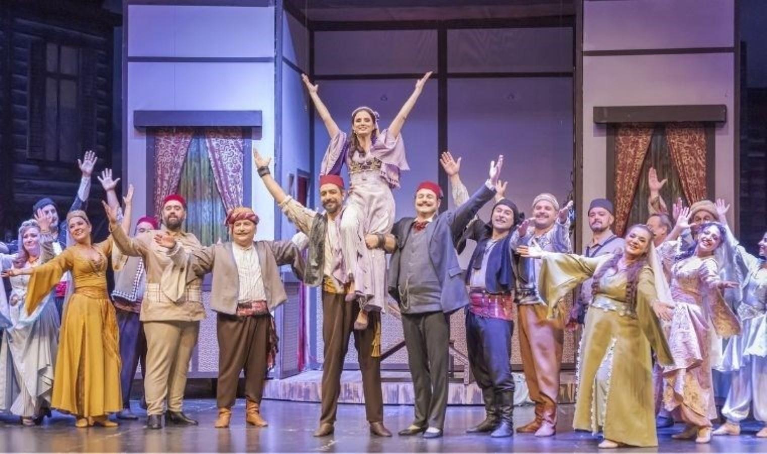 antalya-devlet-opera-ve-balesinin-sanat-dalgasinda-7-kocali-hurmuz-muzikali-ile-yeniden-hayat-buluyor-vDCqNfww.jpg
