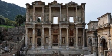 efes-muzesi-3500-yillik-tarihsel-surecin-derinlemesine-analizi-ve-kulturel-mirasin-isiginda-anlamlandirilmasi-IGLVTmCs.jpg