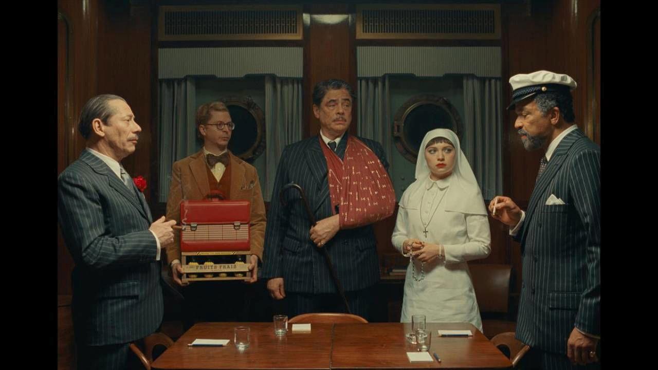 fenike-plani-testere-ve-sihirli-annem-bu-haftanin-sinema-seckisi-uzerine-dusunsel-bir-inceleme-MJm4eQP5.jpg