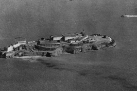 gizemli-1962-kacis-hikayesi-unlu-alcatraz-hapishanesinden-gercekten-kacmak-mumkun-muydu-HSgCzSxi.jpg