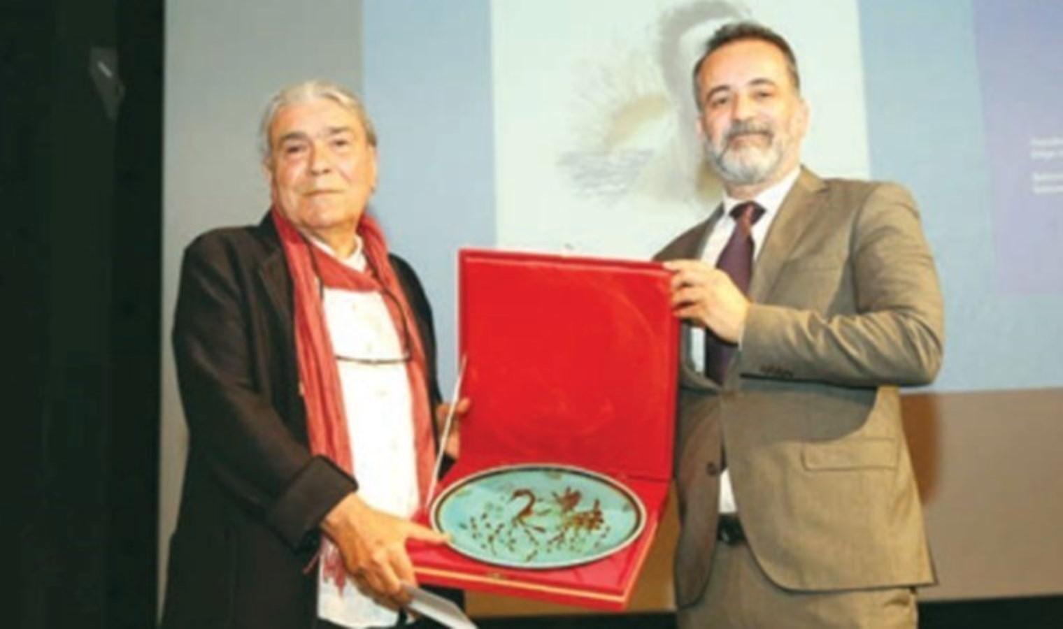 gunesin-sofrasinda-bir-yilin-anlamli-izleri-ve-dusunsel-derinlikleri-pFjCXvr8.jpg