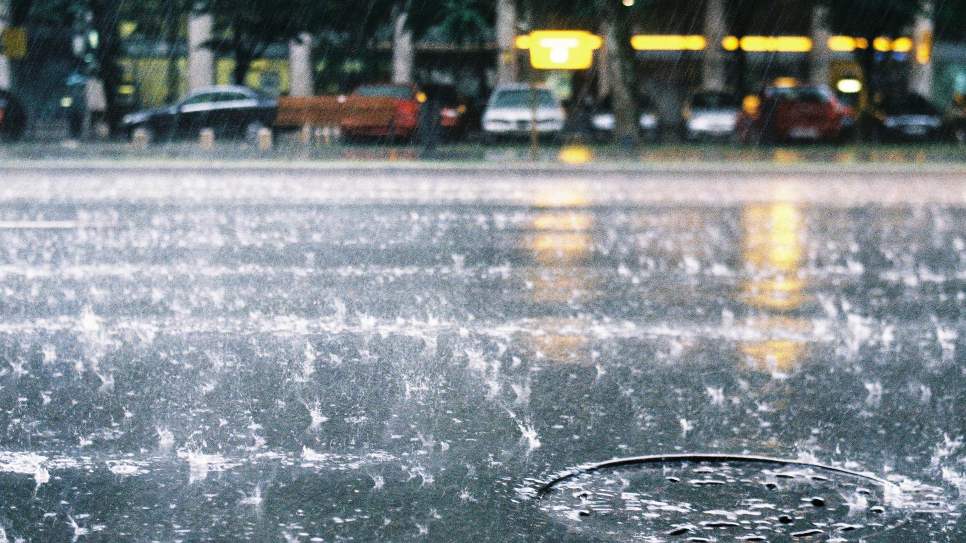 meteorolojiden-5-bolgeye-uyari-sicakliklar-dusuyor-kuvvetli-yagis-ve-ruzgara-dikkat-cVwsrr66.jpg