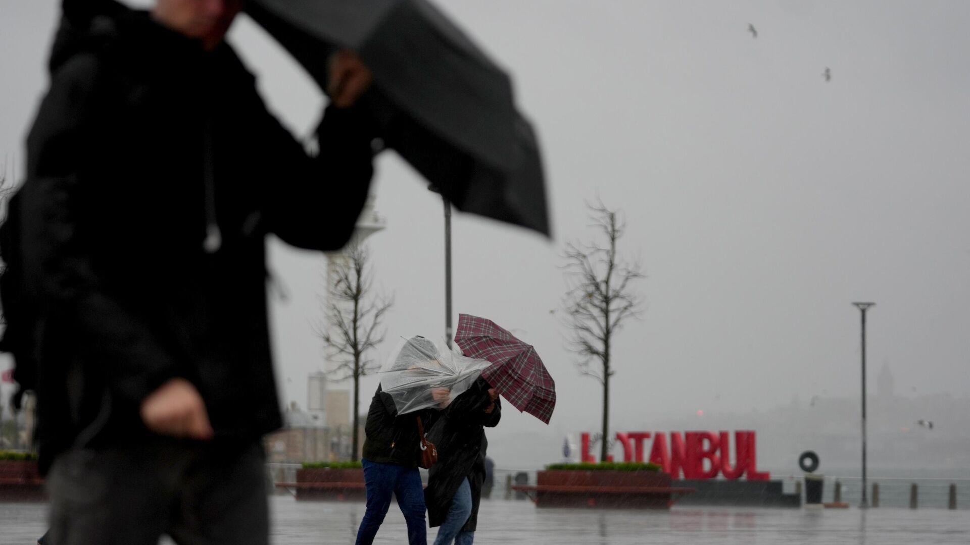 meteorolojiden-uclu-uyari-kuvvetli-yagis-ruzgar-ve-toz-tasinimi-etkili-oluyor-qMYenU2w.jpg