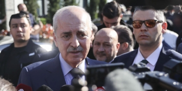 numan-kurtulmus-o-tokadi-o-yumrugu-kendimiz-yemis-gibi-hissediyorum-ZhBlJAiE.jpg