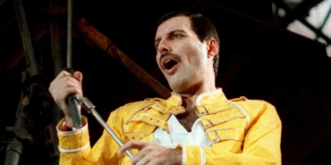 queenin-solisti-freddie-mercurynin-gizli-bir-kizi-oldugu-iddia-ediliyor-9BBPZ4Rt.jpg