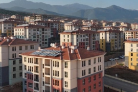 bakan-kurumdan-yeni-insa-edilen-afet-konutlariyla-ilgili-onemli-aciklama-devlet-bizim-icin-sadece-ev-degil-bir-yuva-da-yapti-fuiXArQy.jpg