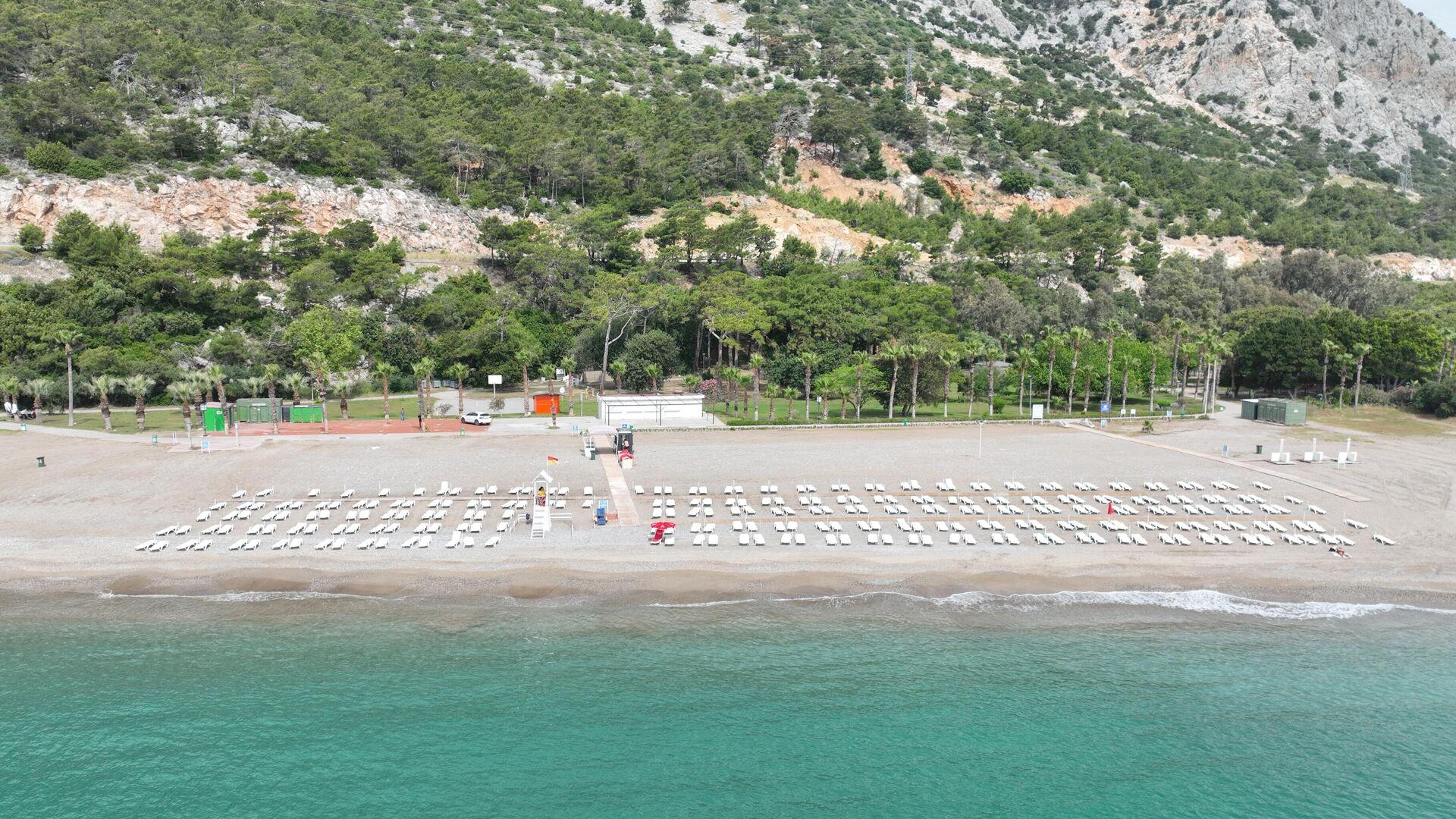 beach-tarifeleri-lahmacun-degil-plaj-fiyatlari-yakiyor-ivG28bvk.jpg