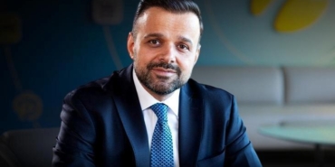 cepte-yeni-perde-aciliyor-modern-ve-sik-tasarimlar-UP5LehyV.jpg
