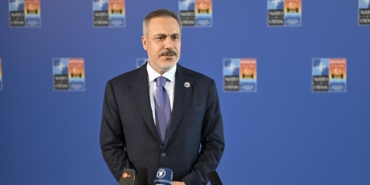 disisleri-bakani-fidan-fransiz-mevkidasi-barrot-ile-telefonda-gorustu-2SkOwriK.jpg
