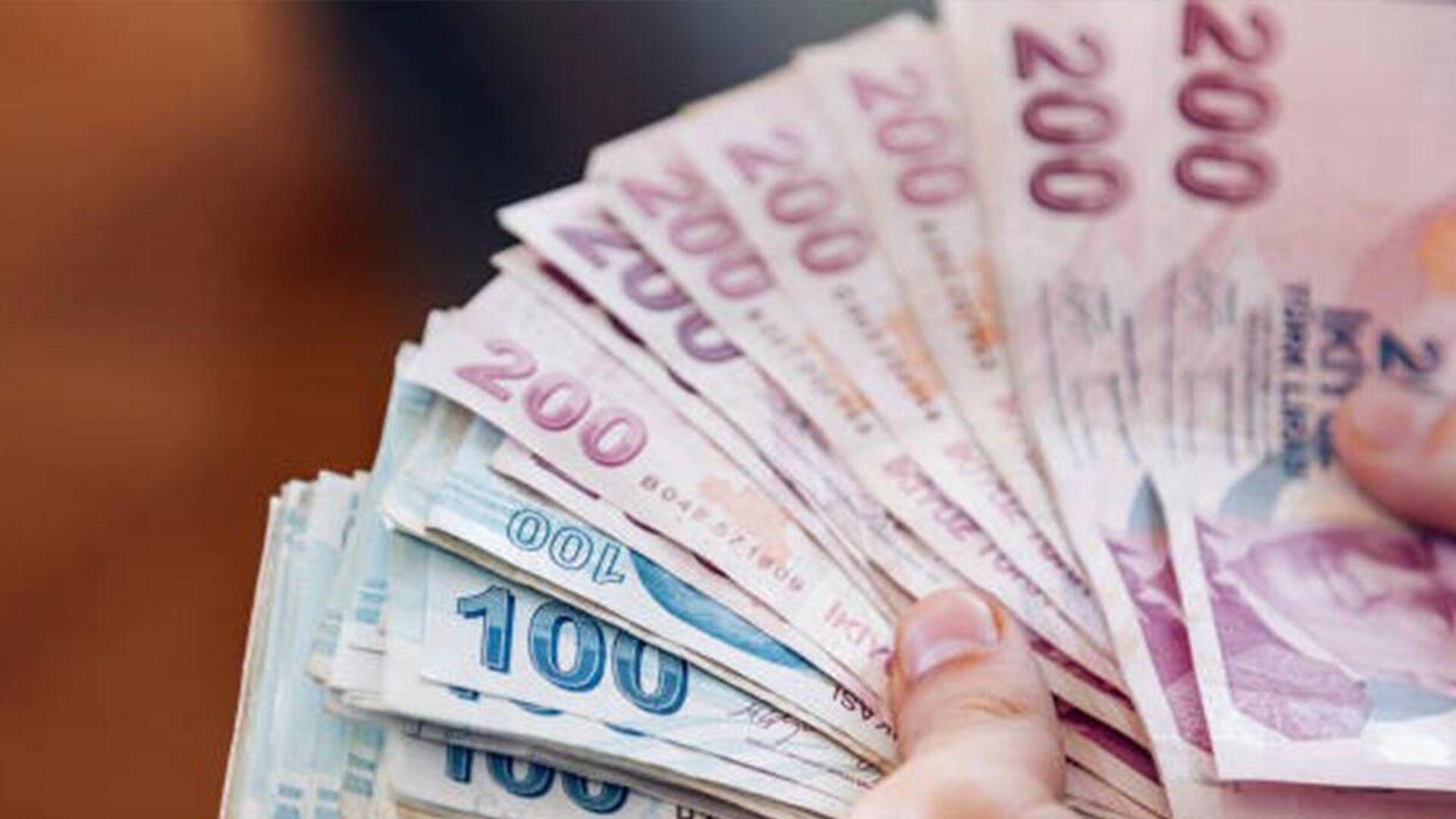 emeklinin-gozu-temmuz-zamminda-eli-promosyonda-bankalar-yarista-maas-promosyonlari-yukselecek-mi-8sV9uFuZ.jpg