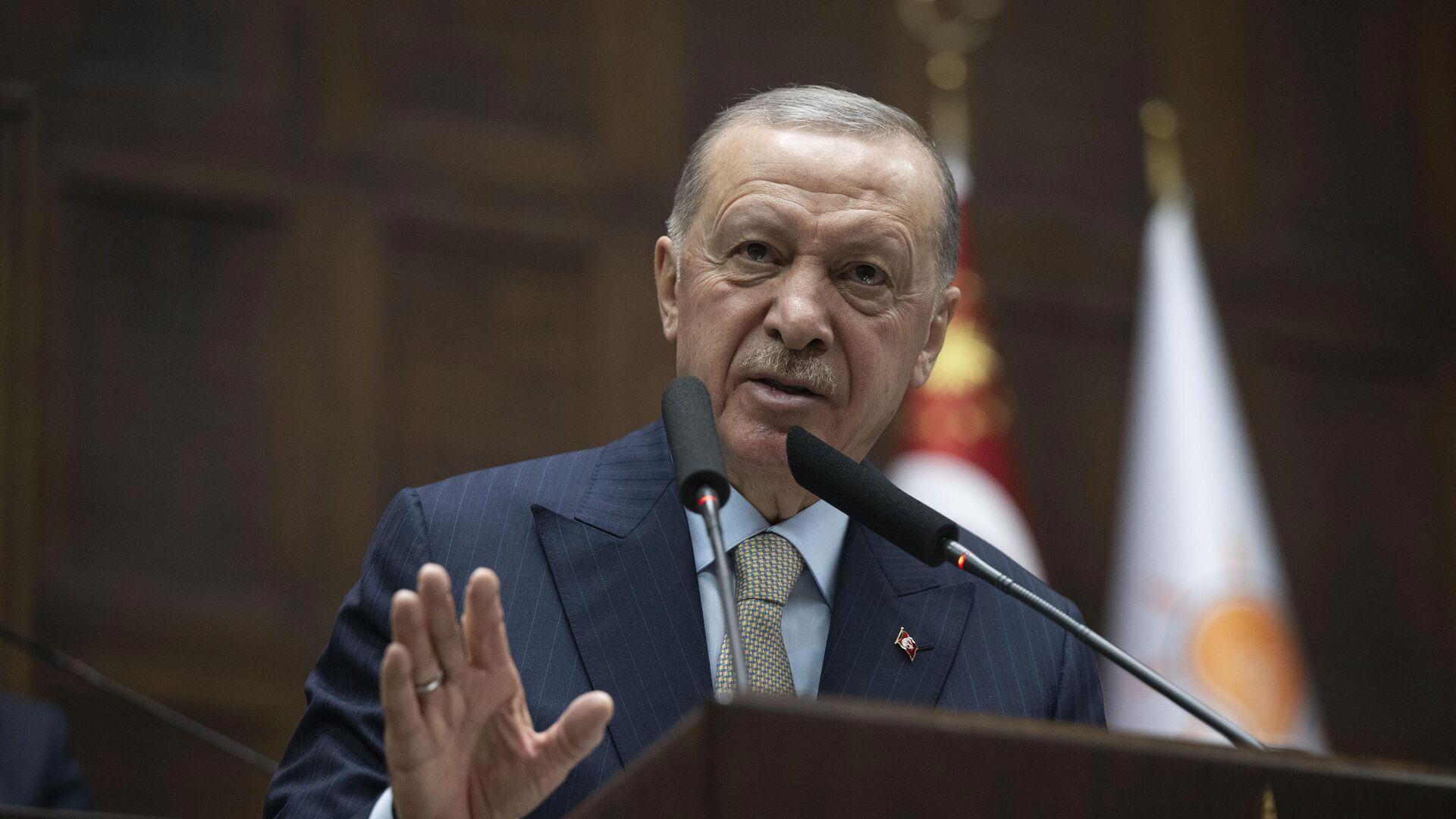 erdogan-sayin-ozel-ve-chp-yonetimi-yanlista-israr-etmekten-vazgecip-etkin-pismanliktan-faydalanmali-JnwNbcYX.jpg