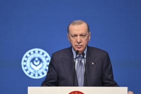 erdogandan-belediyelere-elestiri-eglenceye-ayrilan-tutar-depreme-ayrilandan-katbekat-fazla-JClejTum.jpg